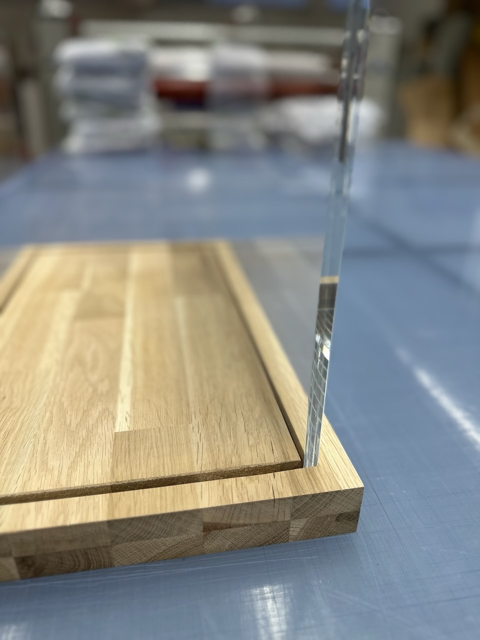 Ausstellungsbau für Wanderausstellung: individueller Vitrinenbau (Detailansicht)