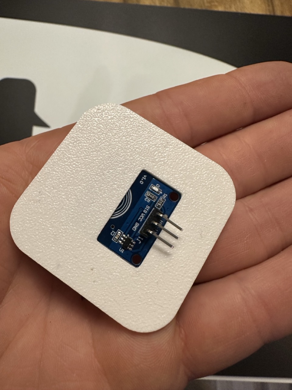 Touch-Sensor in 3D-Druck-Gehäuse (Rückseite)