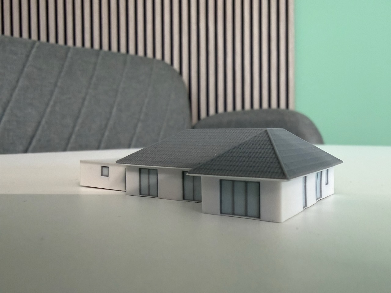 3D-gedrucktes Haus zum Aufsetzen auf Stadtplan